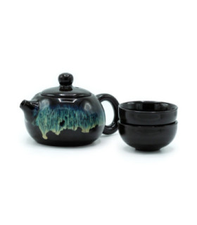 Elegant Ceramic Teapot and Tea Cups Set - Ideal for Tea Enthusiasts